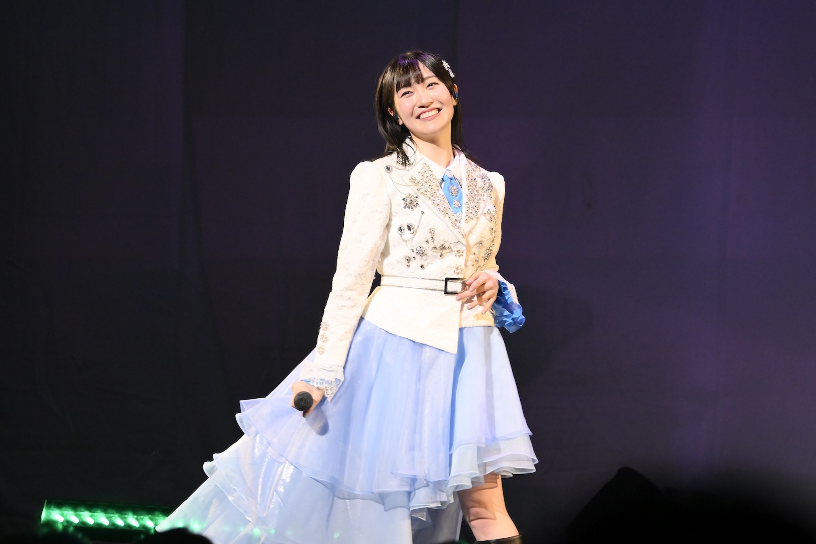 前島亜美の写真