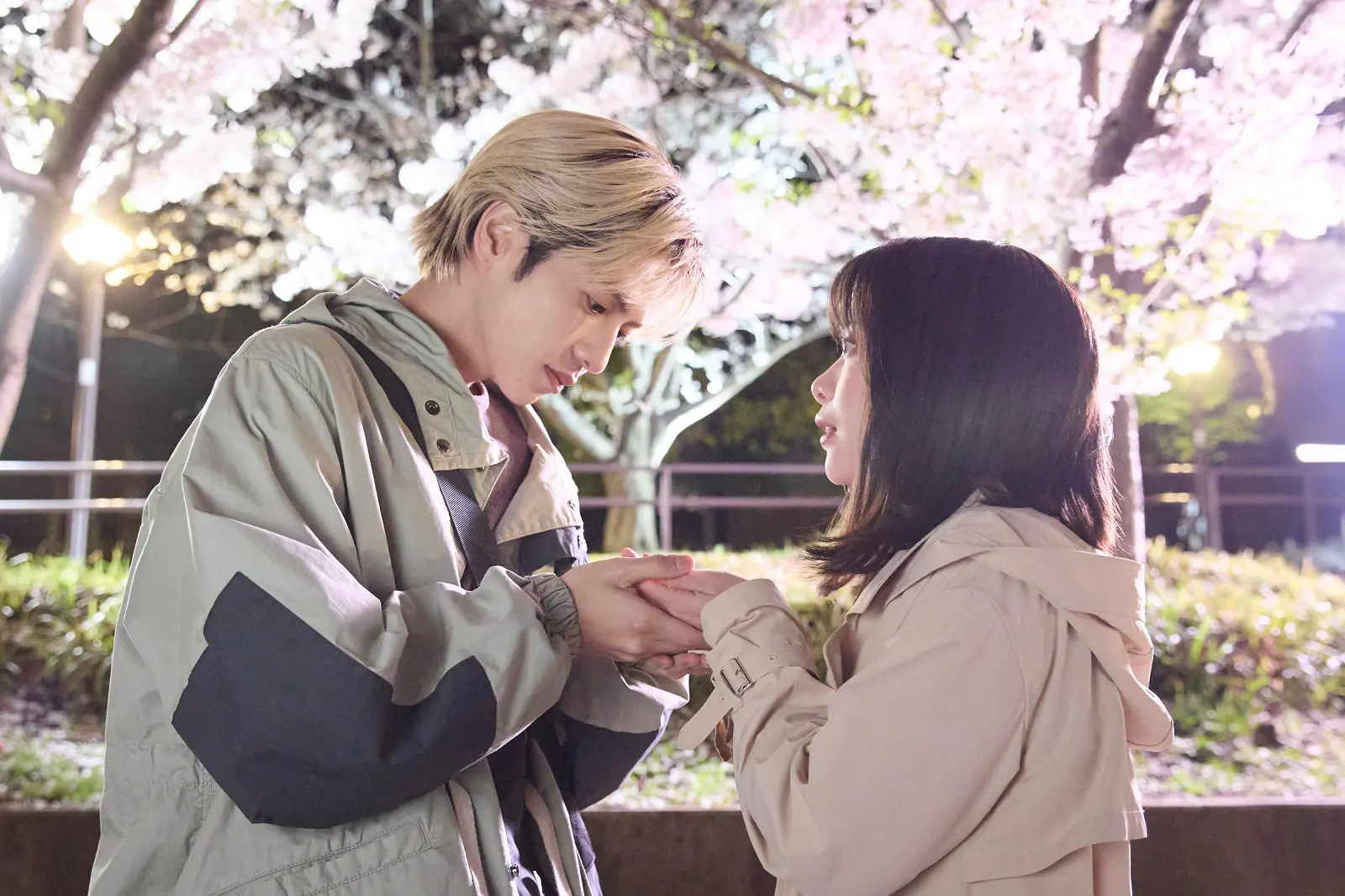 志尊淳＆岸井ゆきの主演『恋は闇』まさかのラストに震撼（しんかん