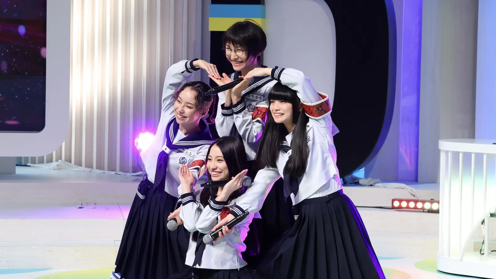 新しい学校のリーダーズ 結成10周年で“忘れられないこと”とは？ SUZUKA