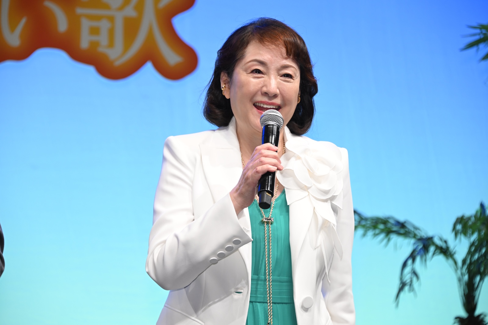 映画『父と僕の終わらない歌』の完成披露試写会に出席した松坂慶子