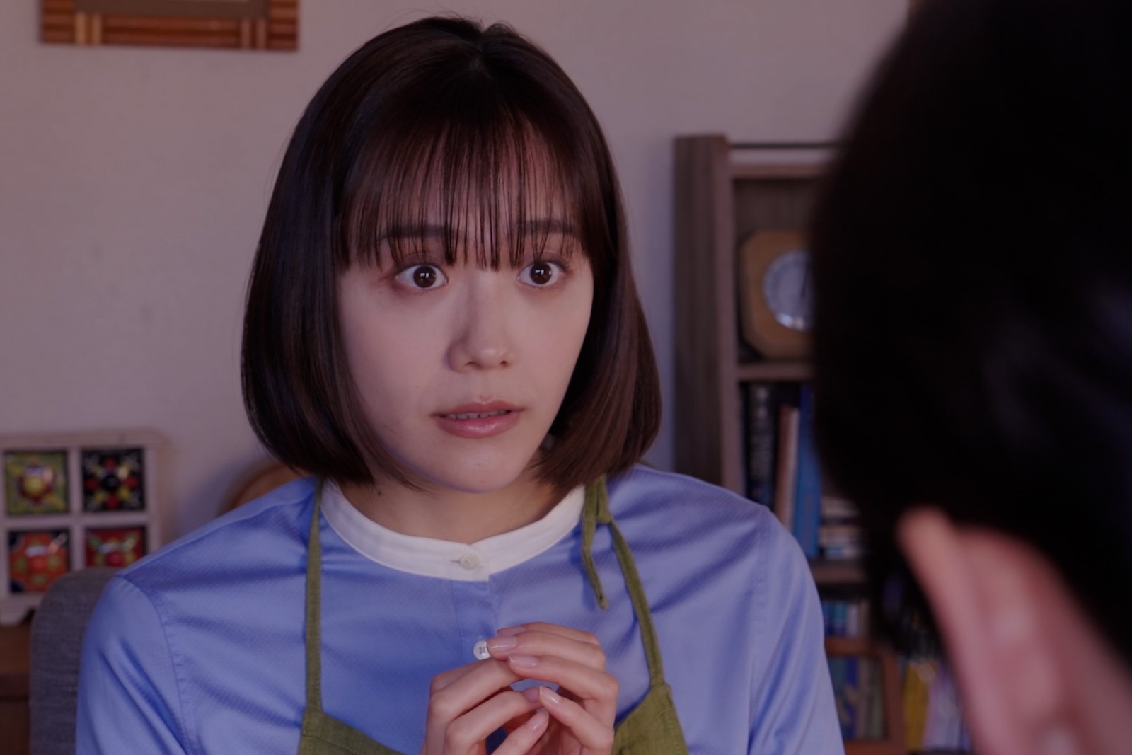 まき（松井愛莉）の写真