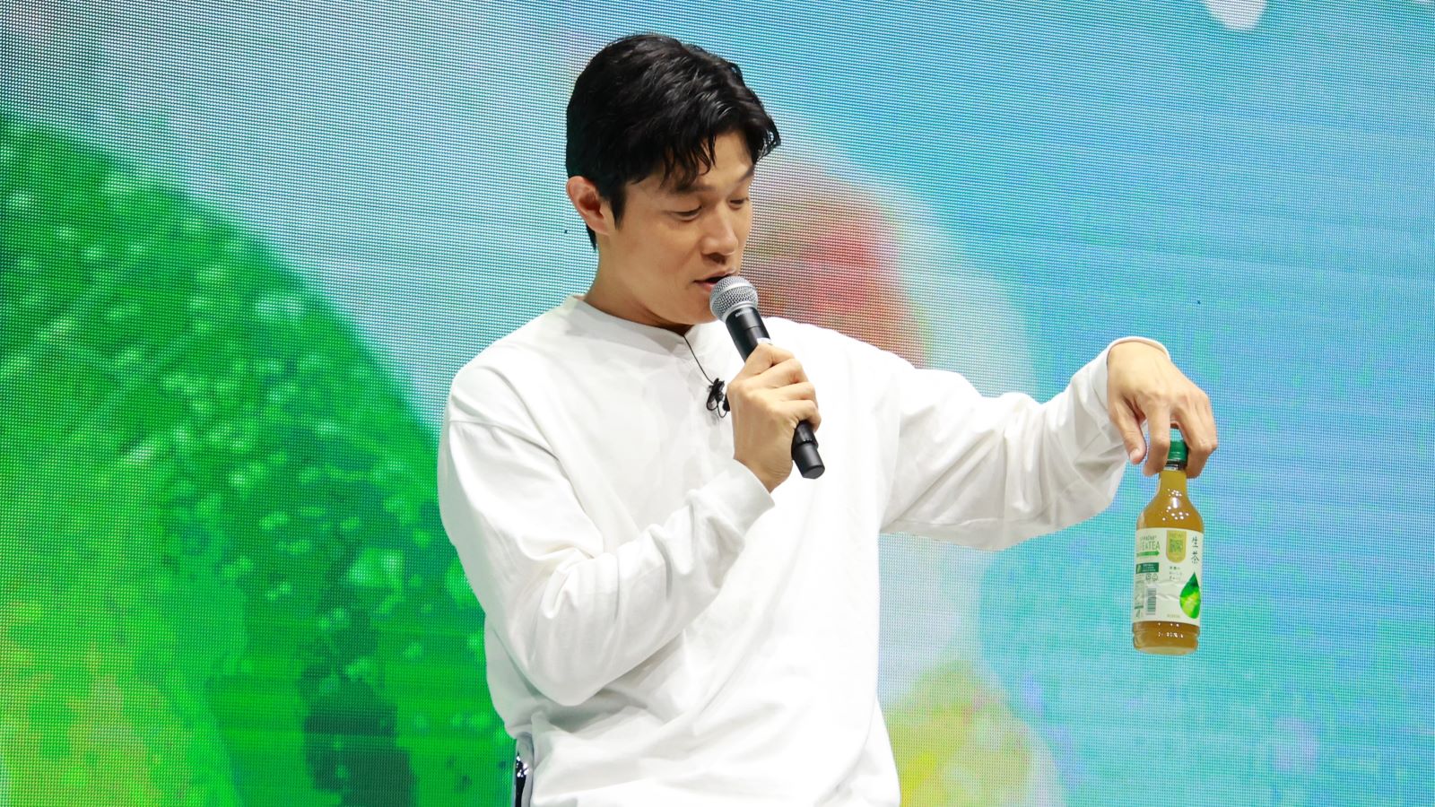 鈴木亮平の写真