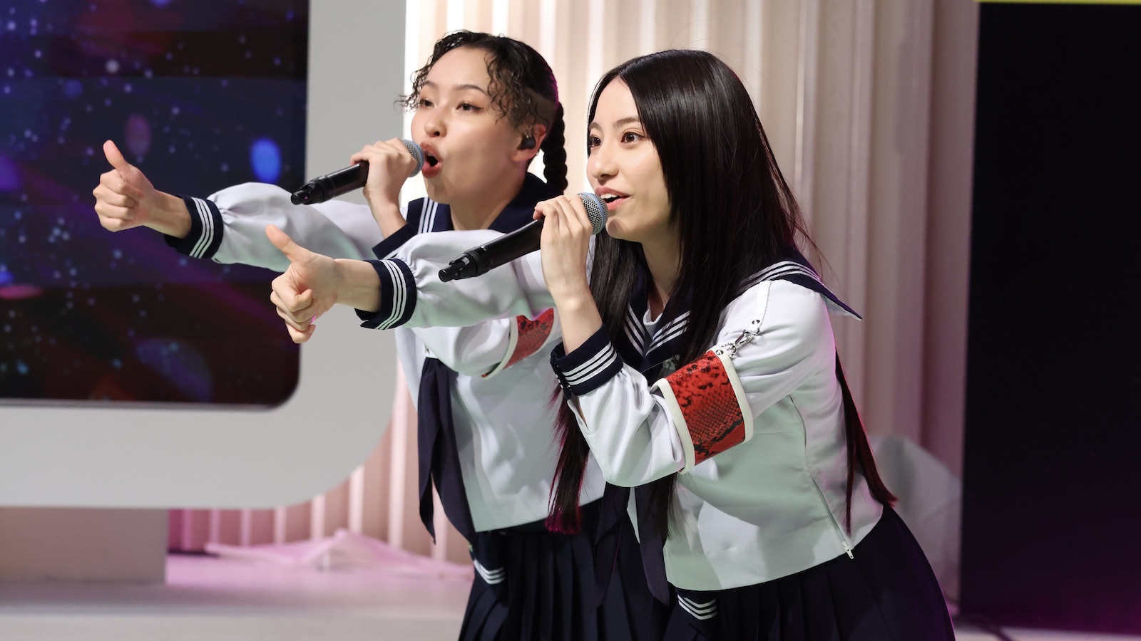 新しい学校のリーダーズの写真