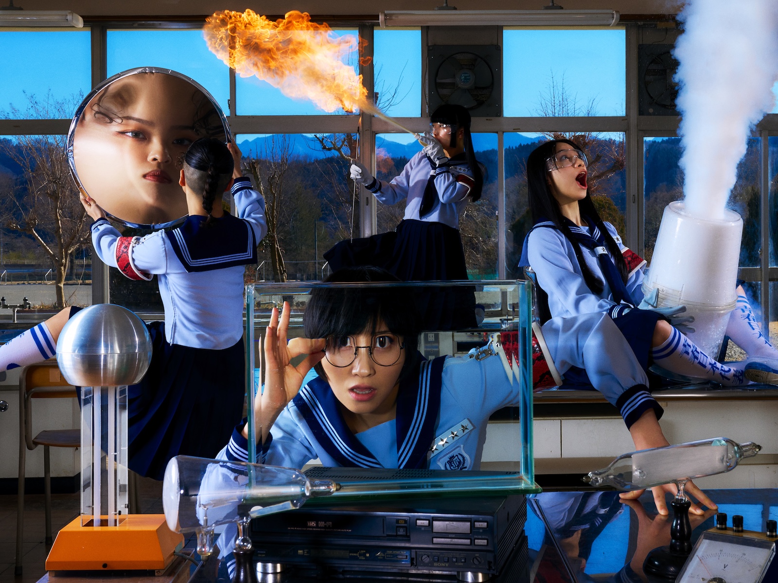 新しい学校のリーダーズの写真