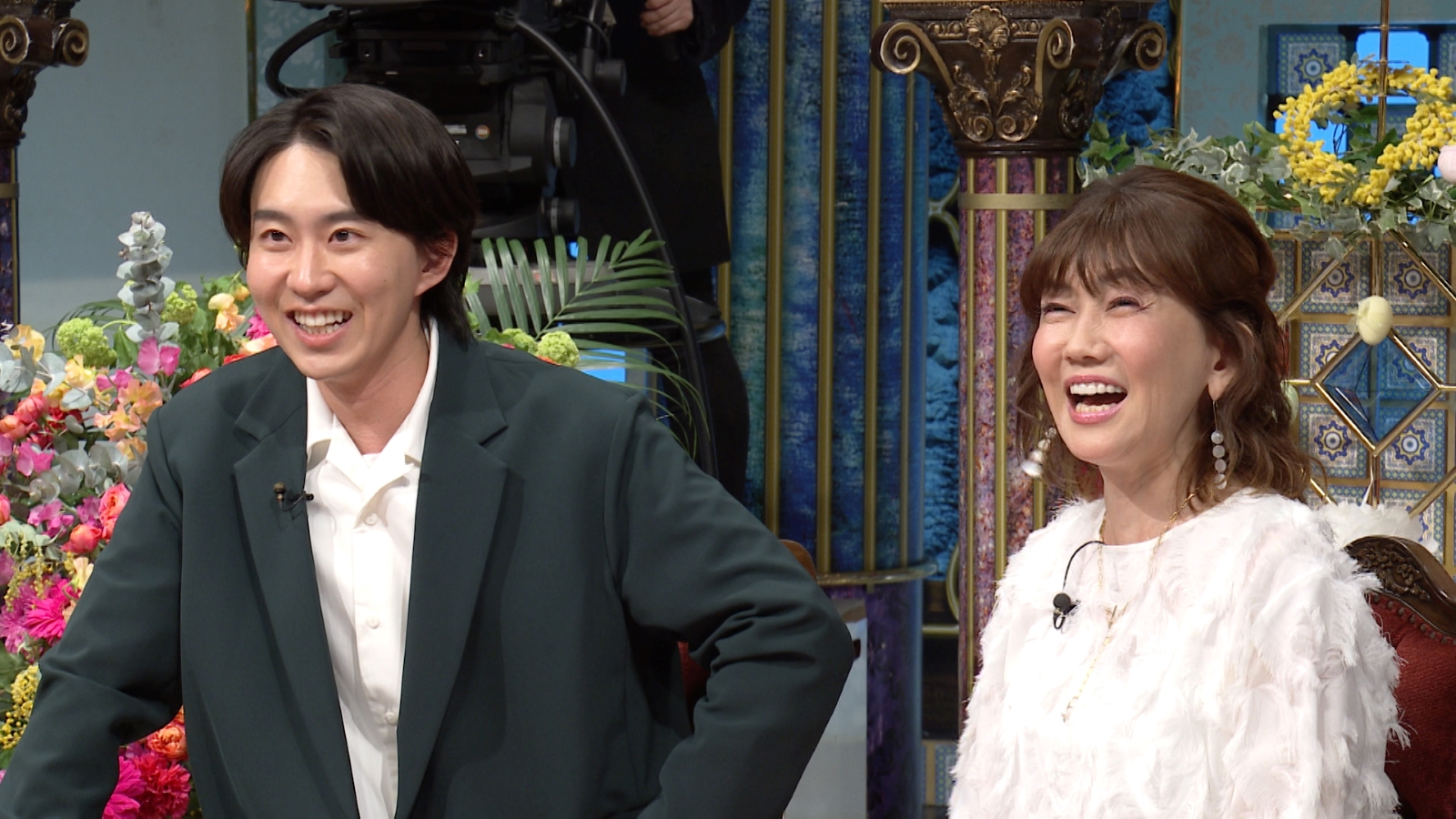 小園凌央と松本伊代の写真