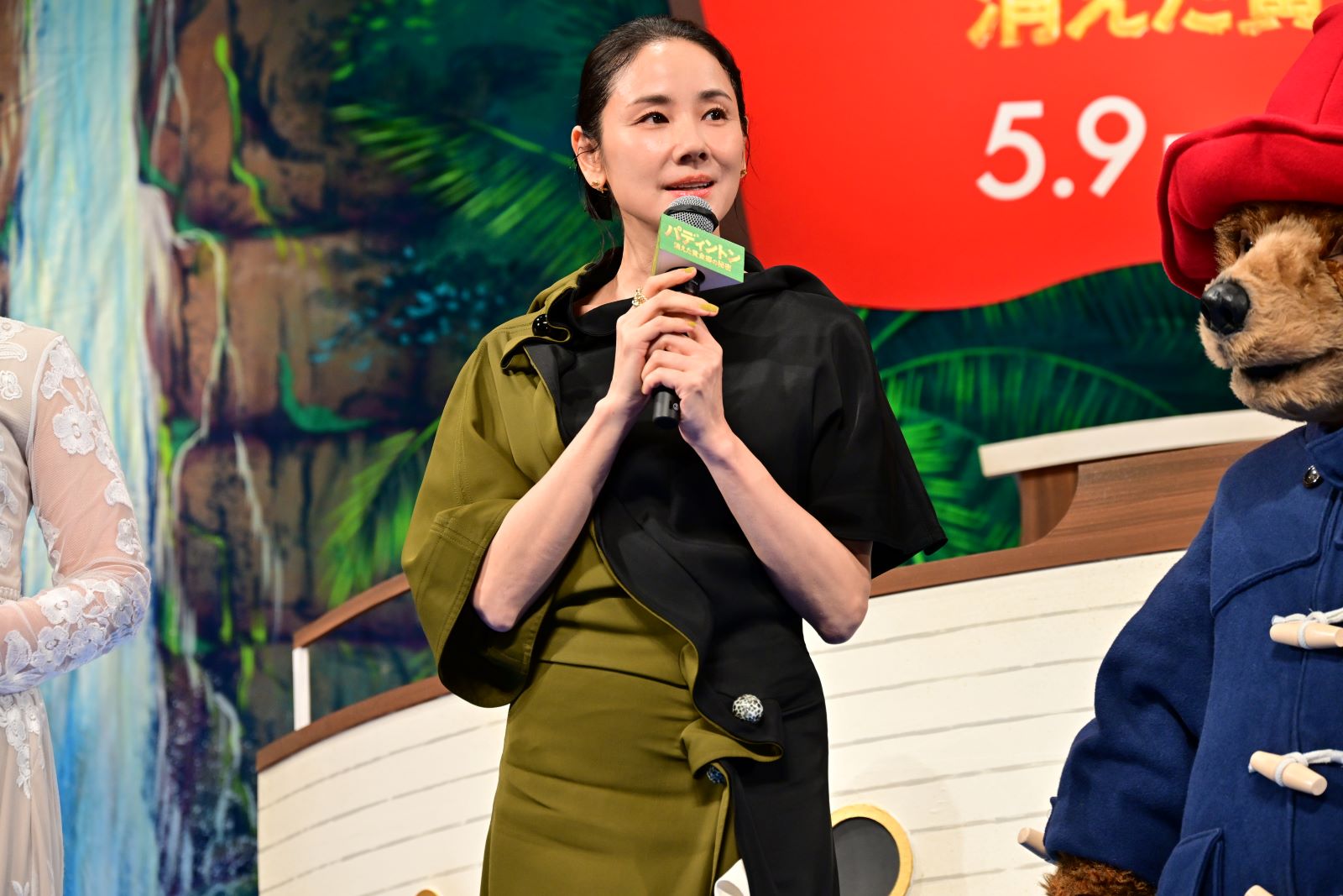 吉田羊さん写真
