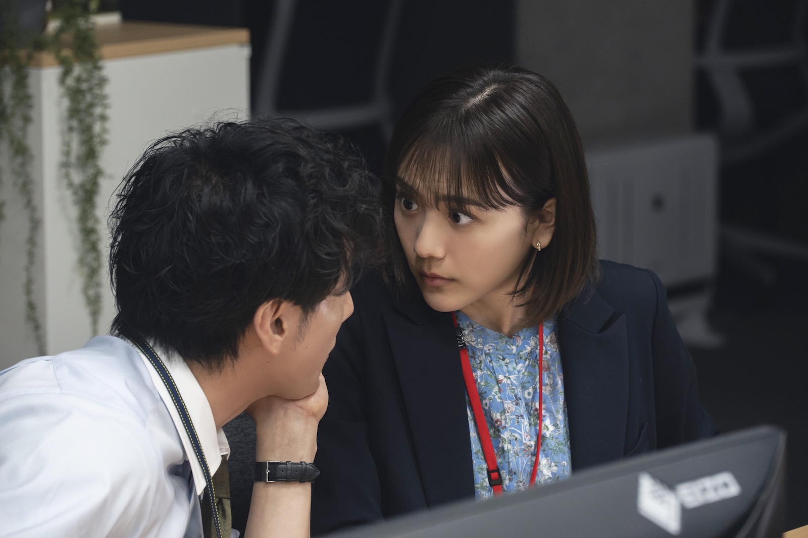 まき（松井愛莉）らの写真