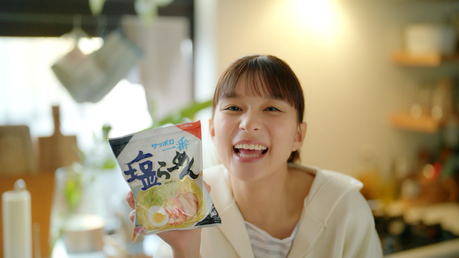 芳根京子さん写真
