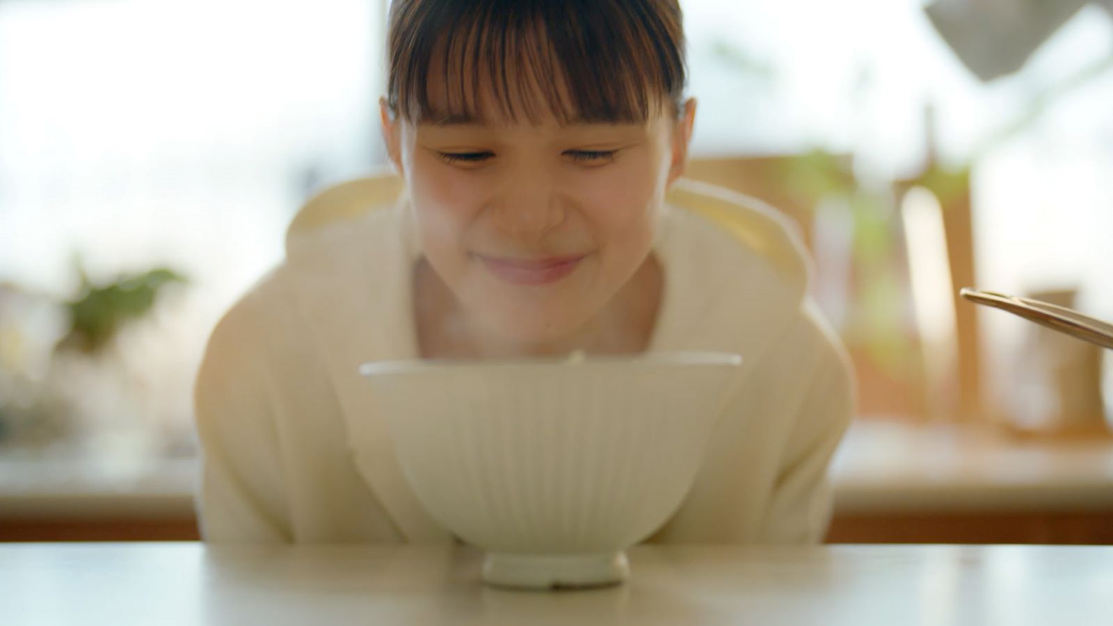 芳根京子さん写真