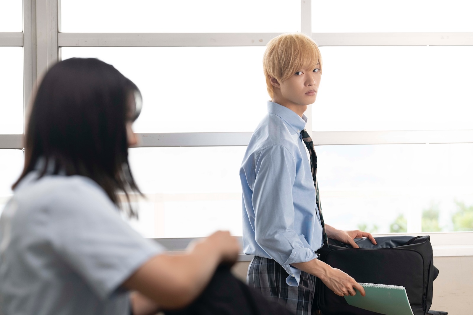 佐藤新（IMP.）と渡邉美穂の写真