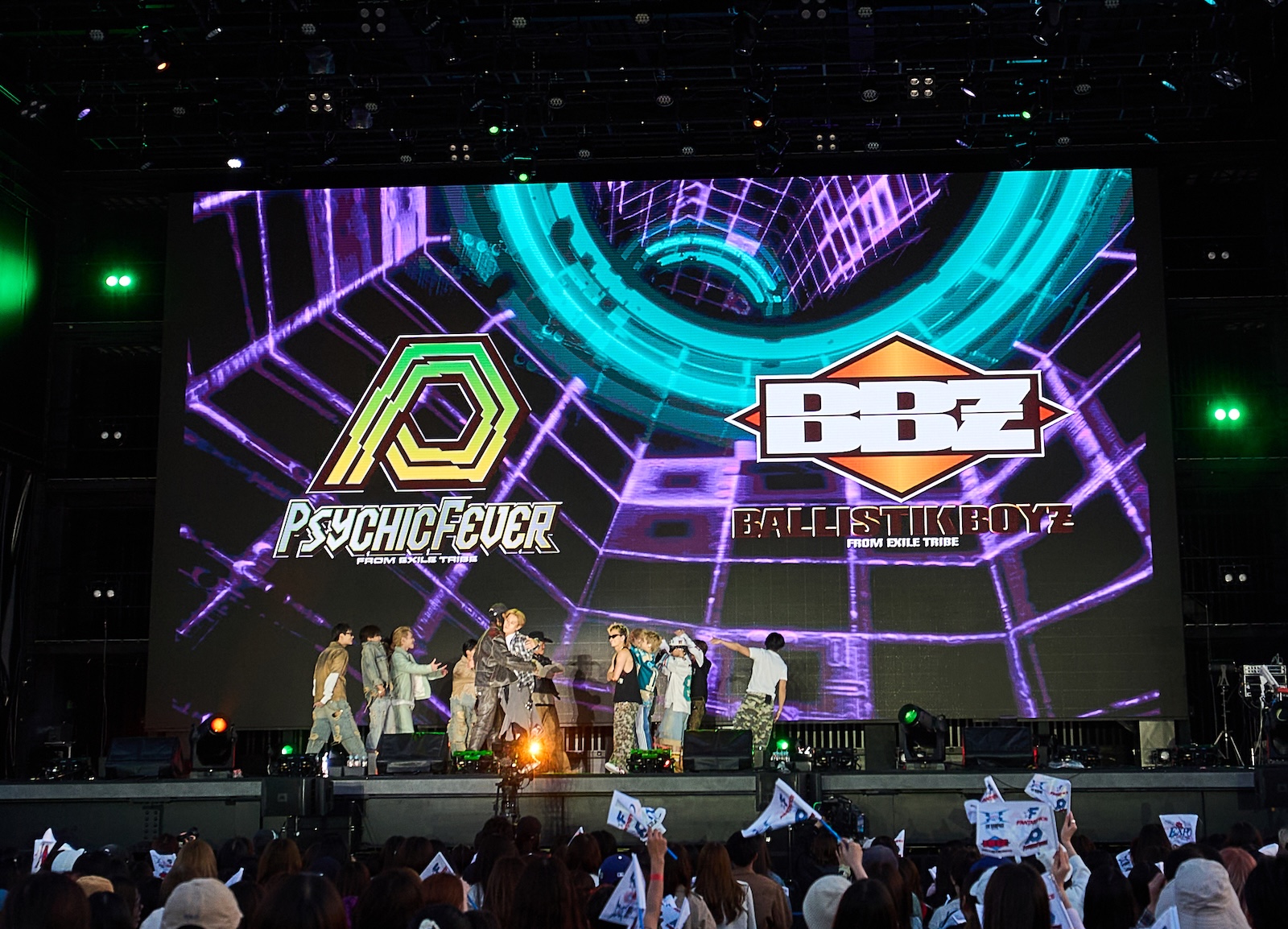 『EXPO 2025 LDH DAY SPECIAL “Jr.EXILE LIVE"』に出演したPSYCHIC FEVER、BALLISTIK BOYZ