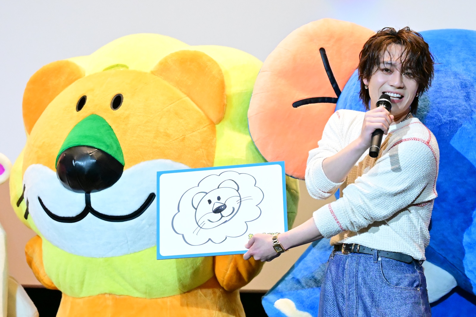 『たべっ子どうぶつ THE MOVIE』の初日舞台挨拶に登壇した松田元太
