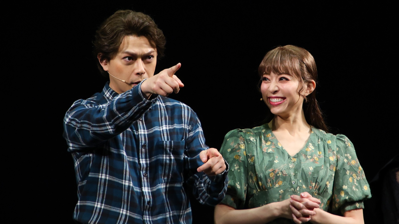 ミュージカル『ビートルジュース』に出演する勝地涼、愛加あゆ