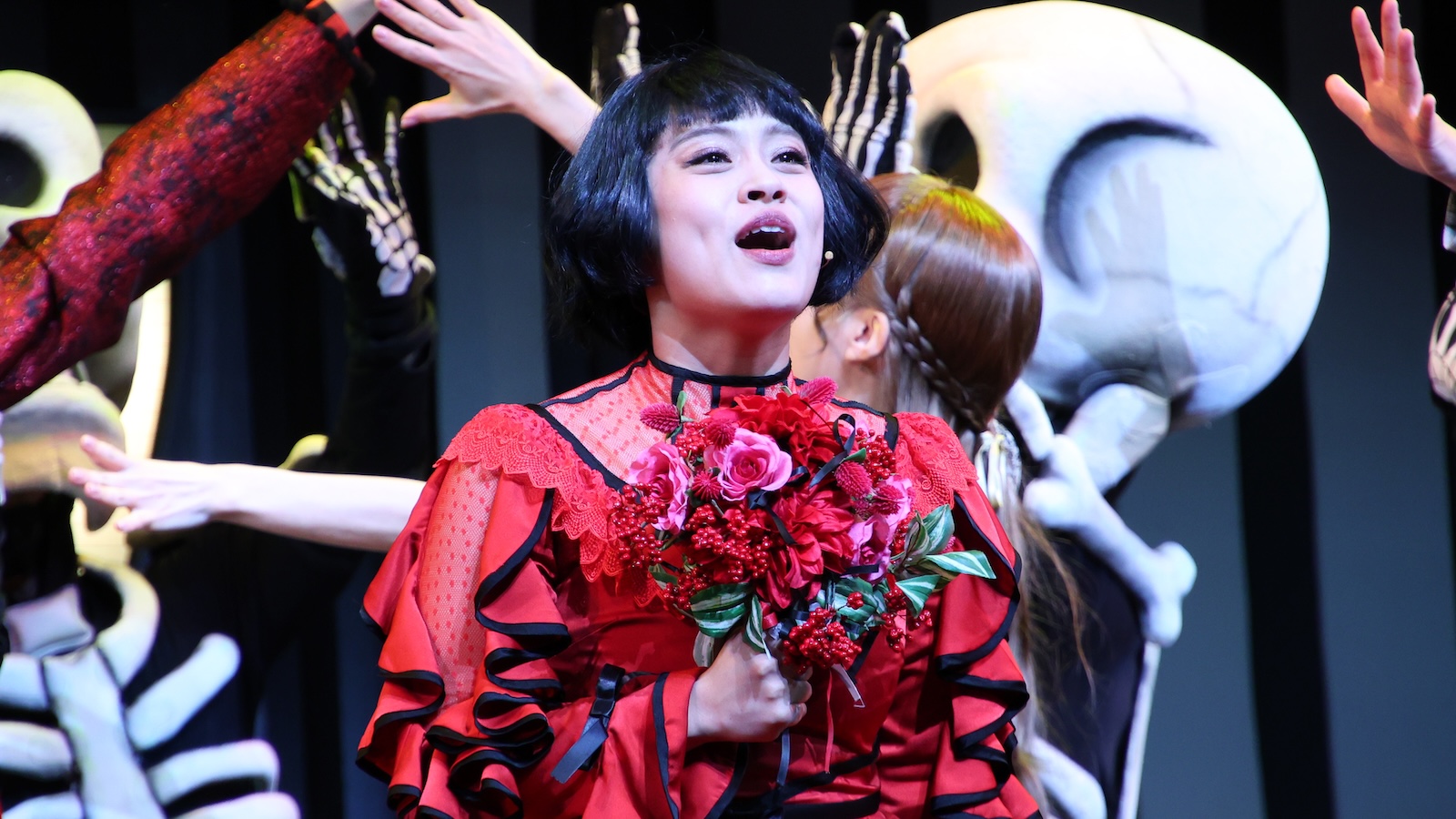 ミュージカル『ビートルジュース』に出演する清水美依紗