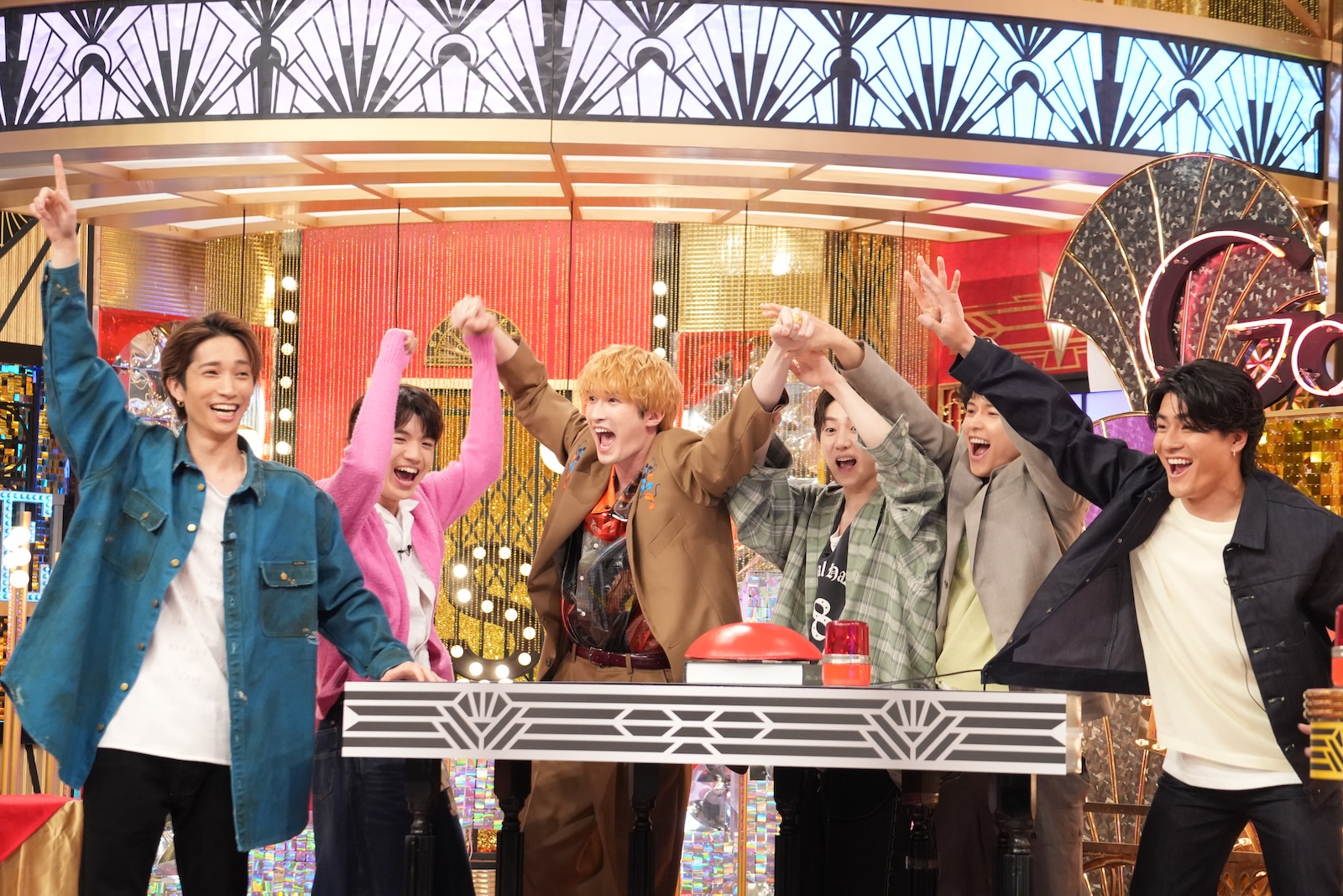 『Golden SixTONES』に出演するSixTONES