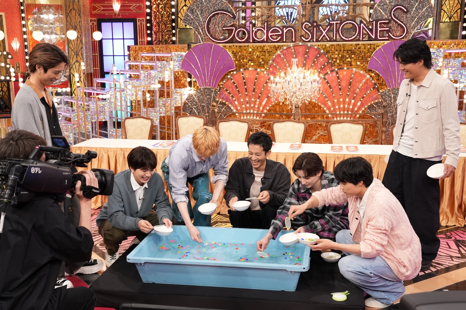 『Golden SixTONES』