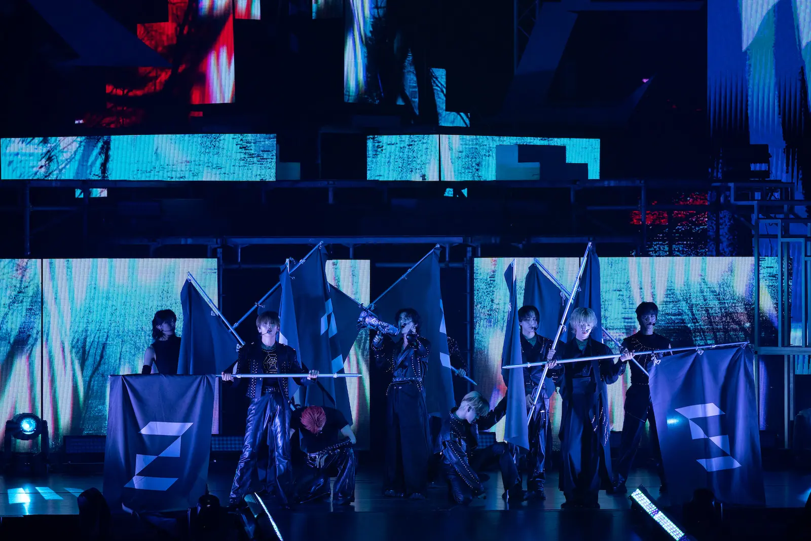 INI MINIへの感謝溢れる『XQUARE』神奈川公演＆バンテリンドーム