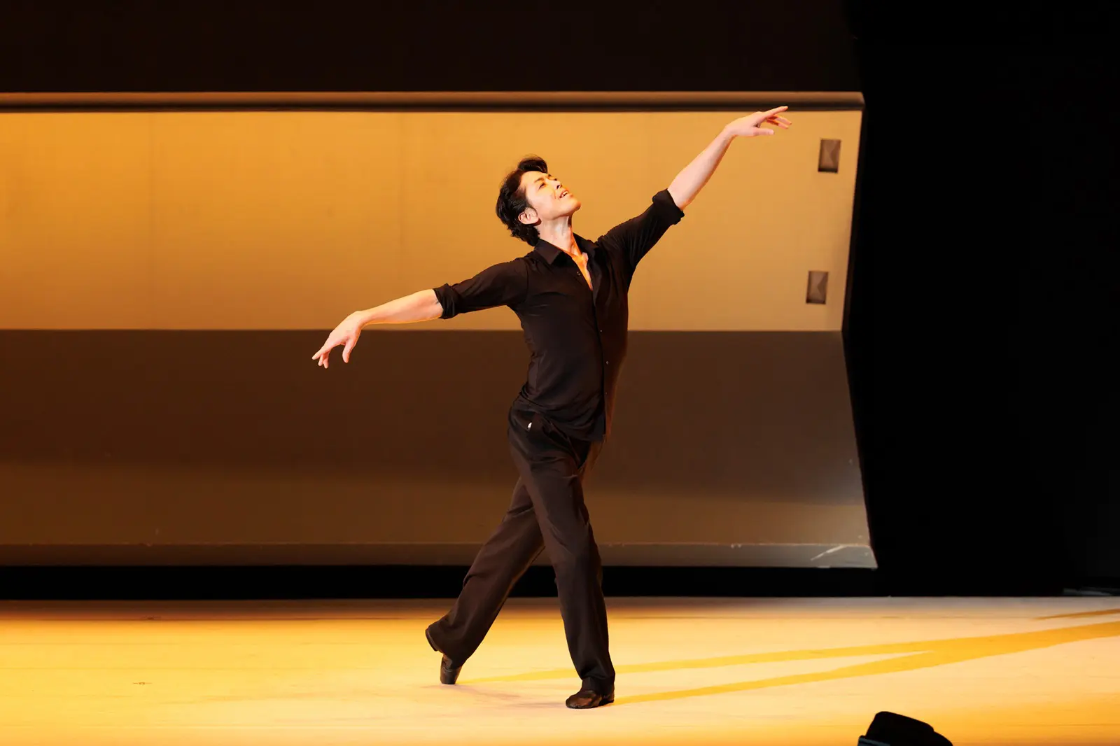 Pas de Trois Encore 2025』評──舞踊が時間と空間を交錯させる瞬間