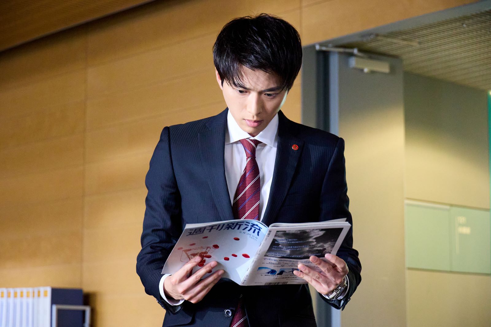 ドラマ『恋は闇』の場面写真
