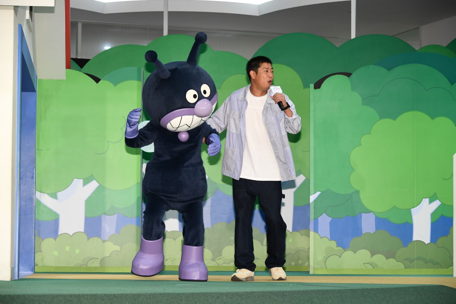パンサー尾形さん写真