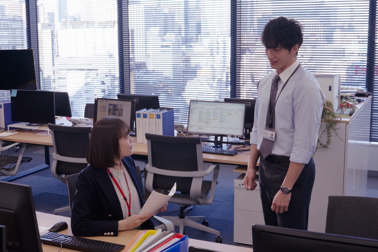 大貫勇輔と松井愛莉の写真