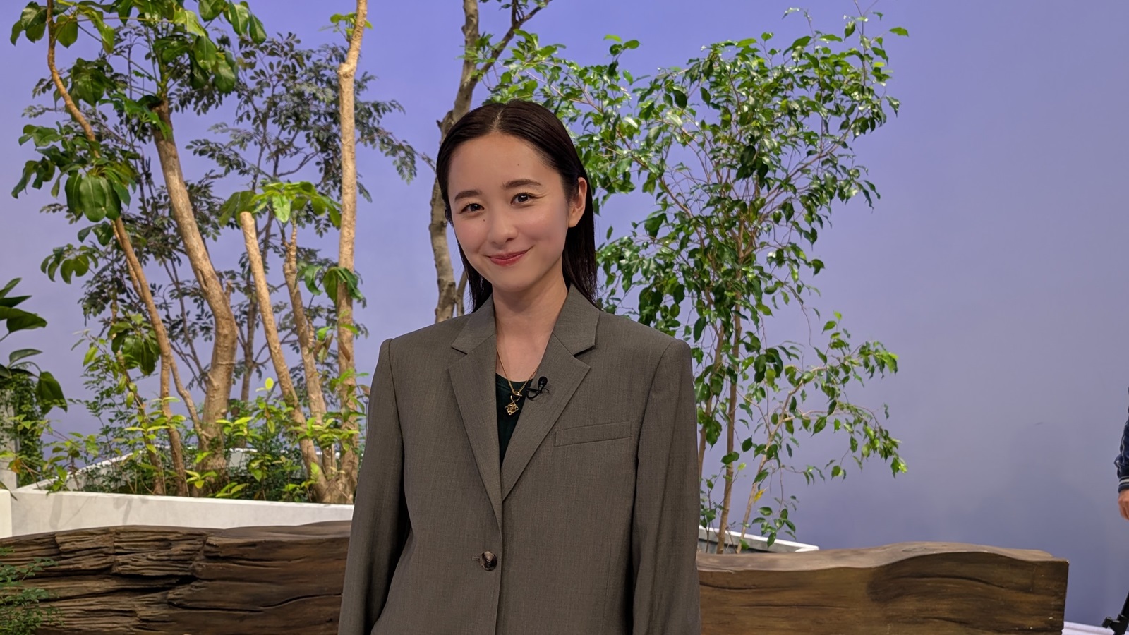 堀田真由の写真
