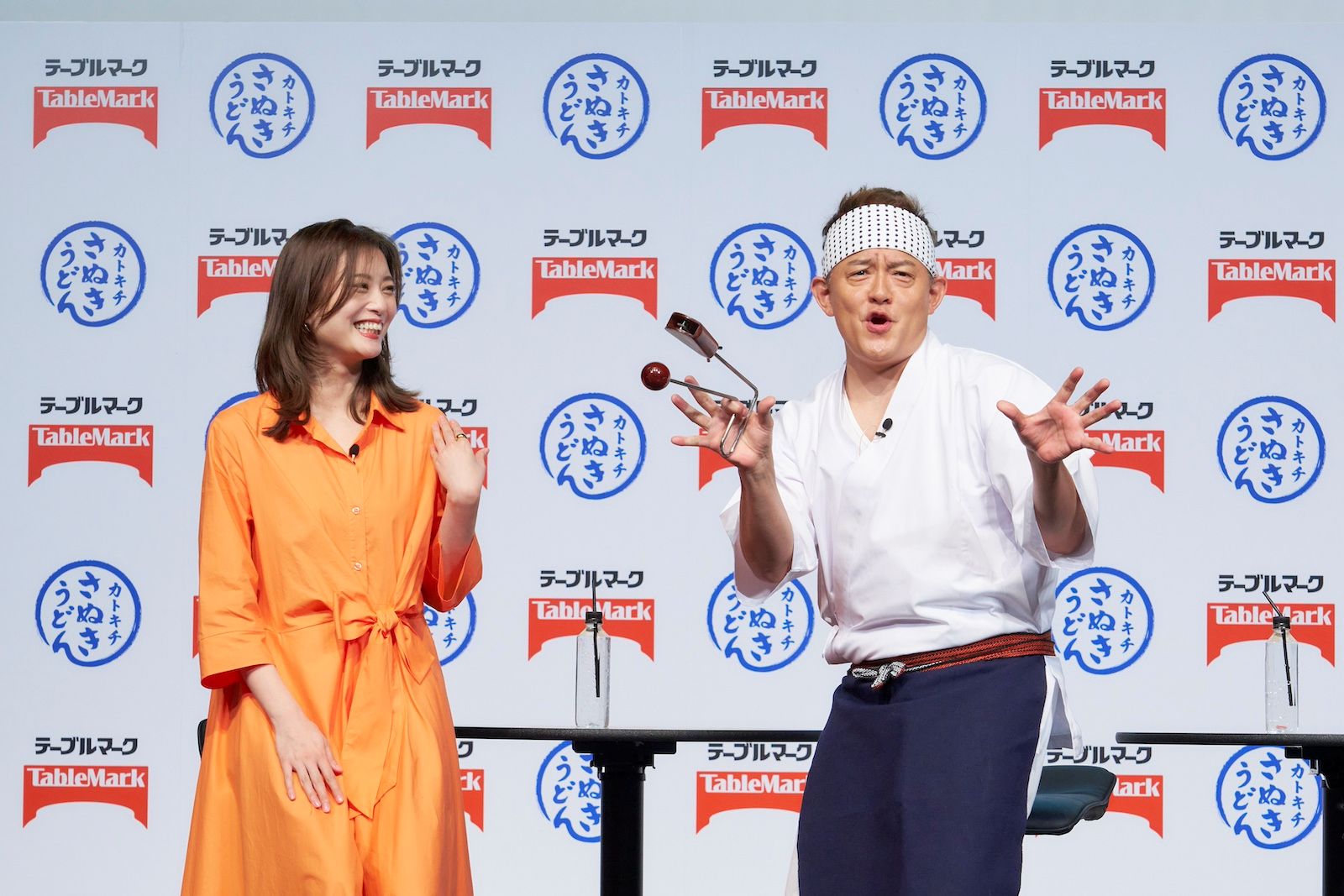 スピードワゴン・井⼾⽥潤と蜂⾕晏海の写真