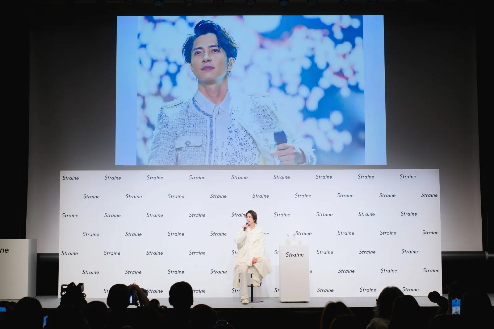 山下智久「ほぼシャワー上がりです」前髪ありのオフショットを公開