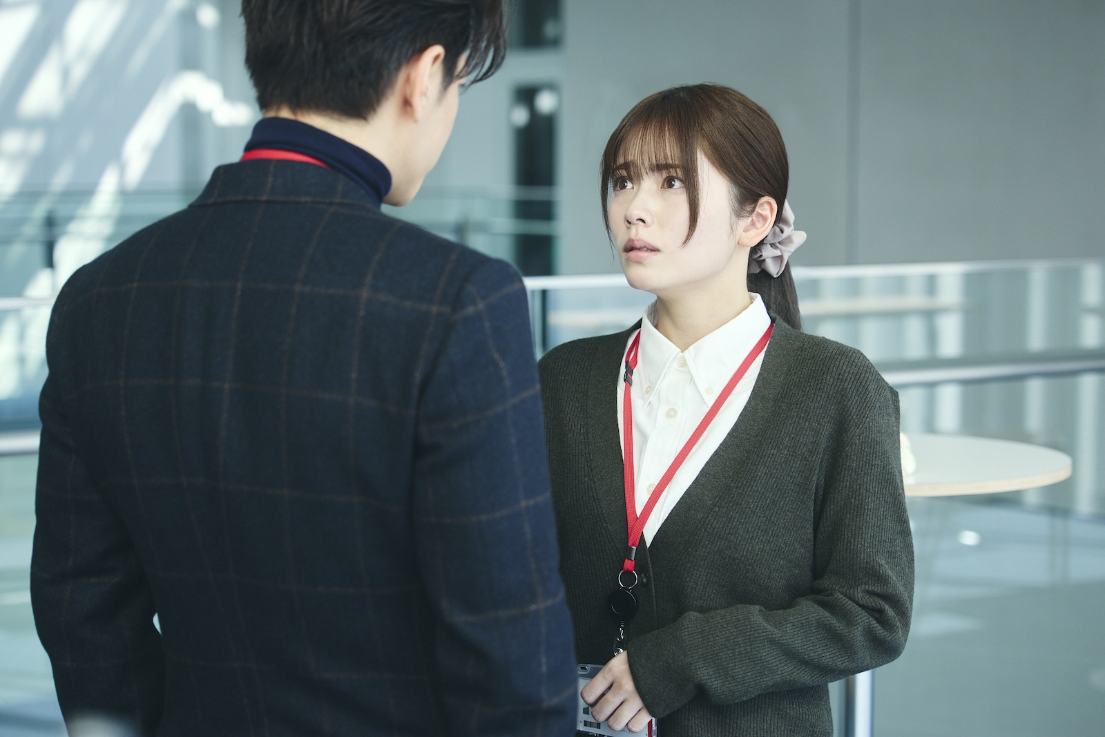 Amazon Original ドラマ『私の夫と結婚して』に出演する小芝風花、佐藤健