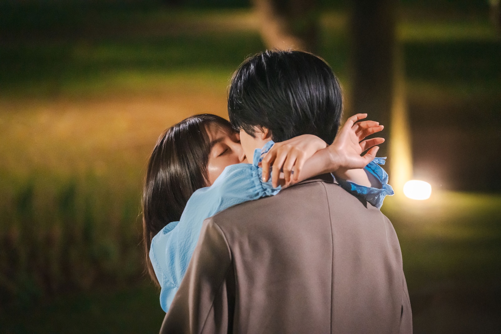 『海老だって鯛を釣りたい』に出演する田辺桃子と桜田通