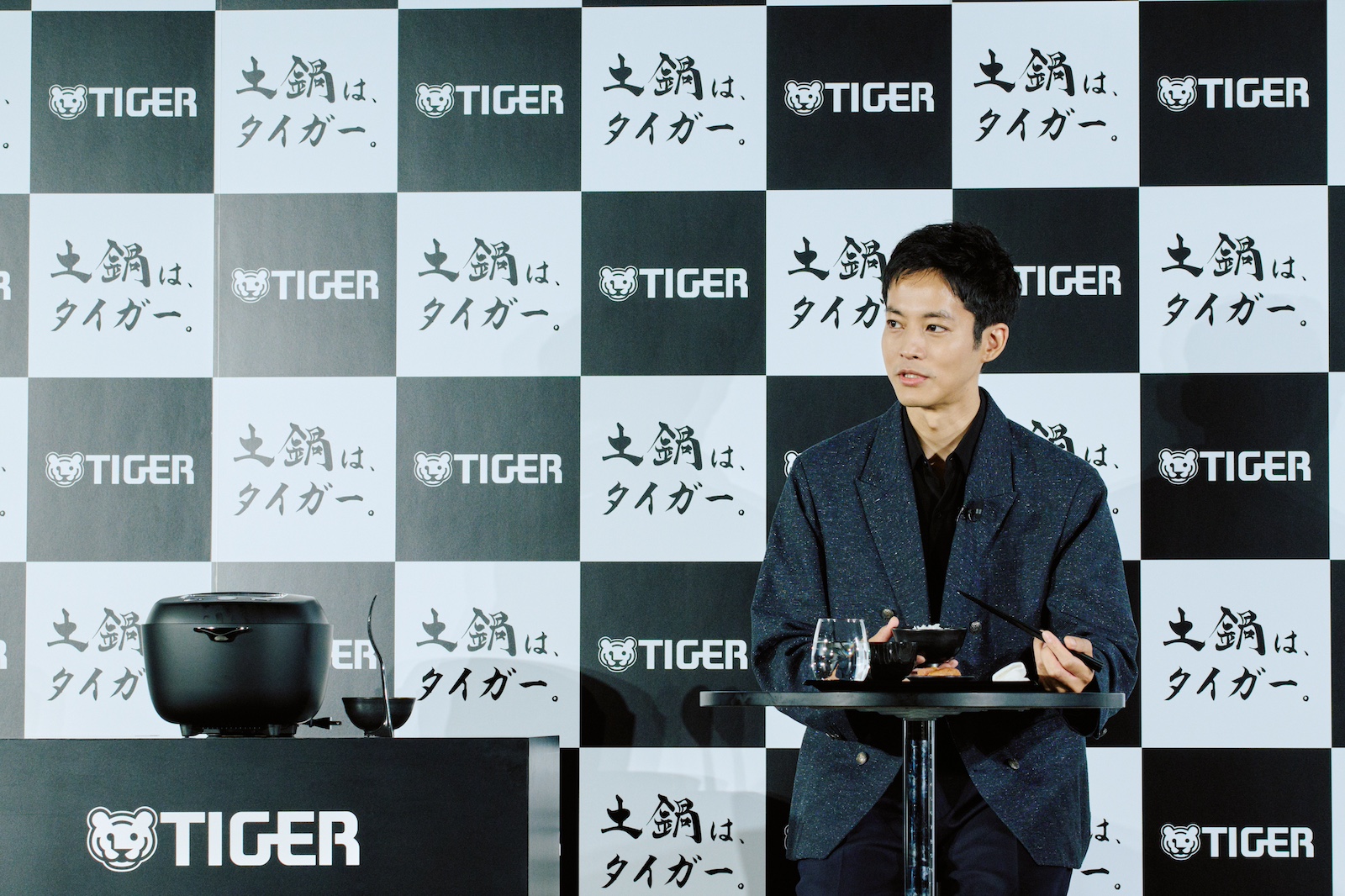 松坂桃李の写真
