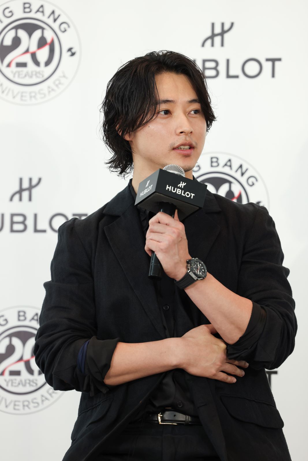 山崎賢人さん写真