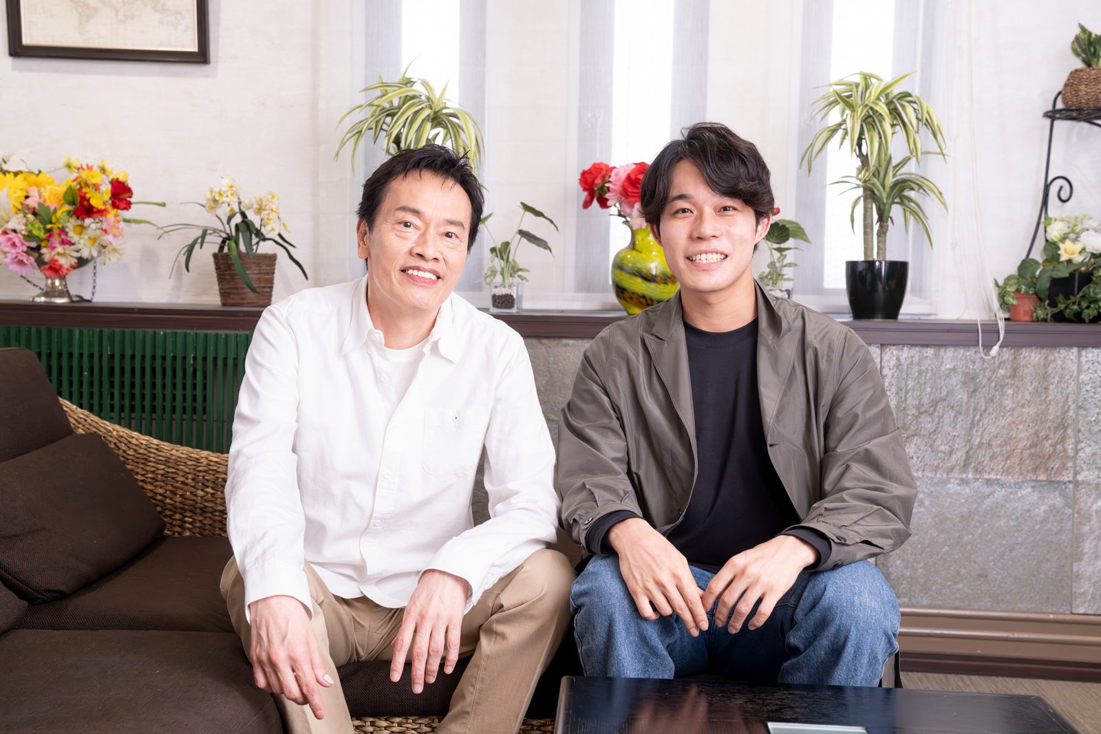遠藤憲一と米永監督の写真