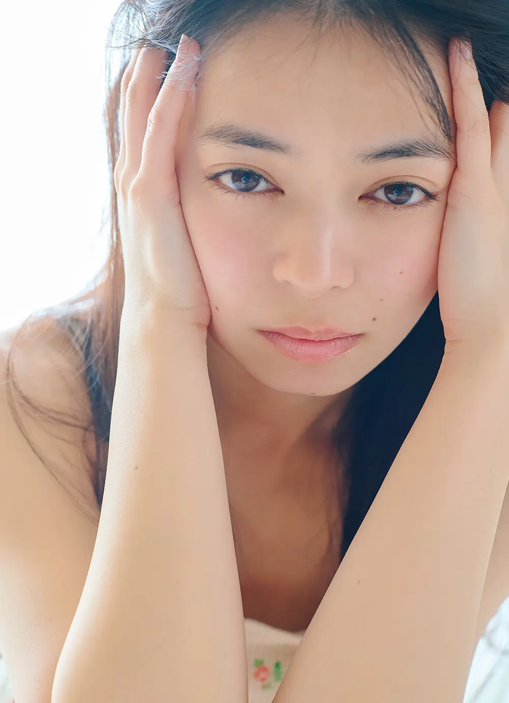 6月卒業のアンジュルム上國料萌衣、ラスト写真集発売！メンバー