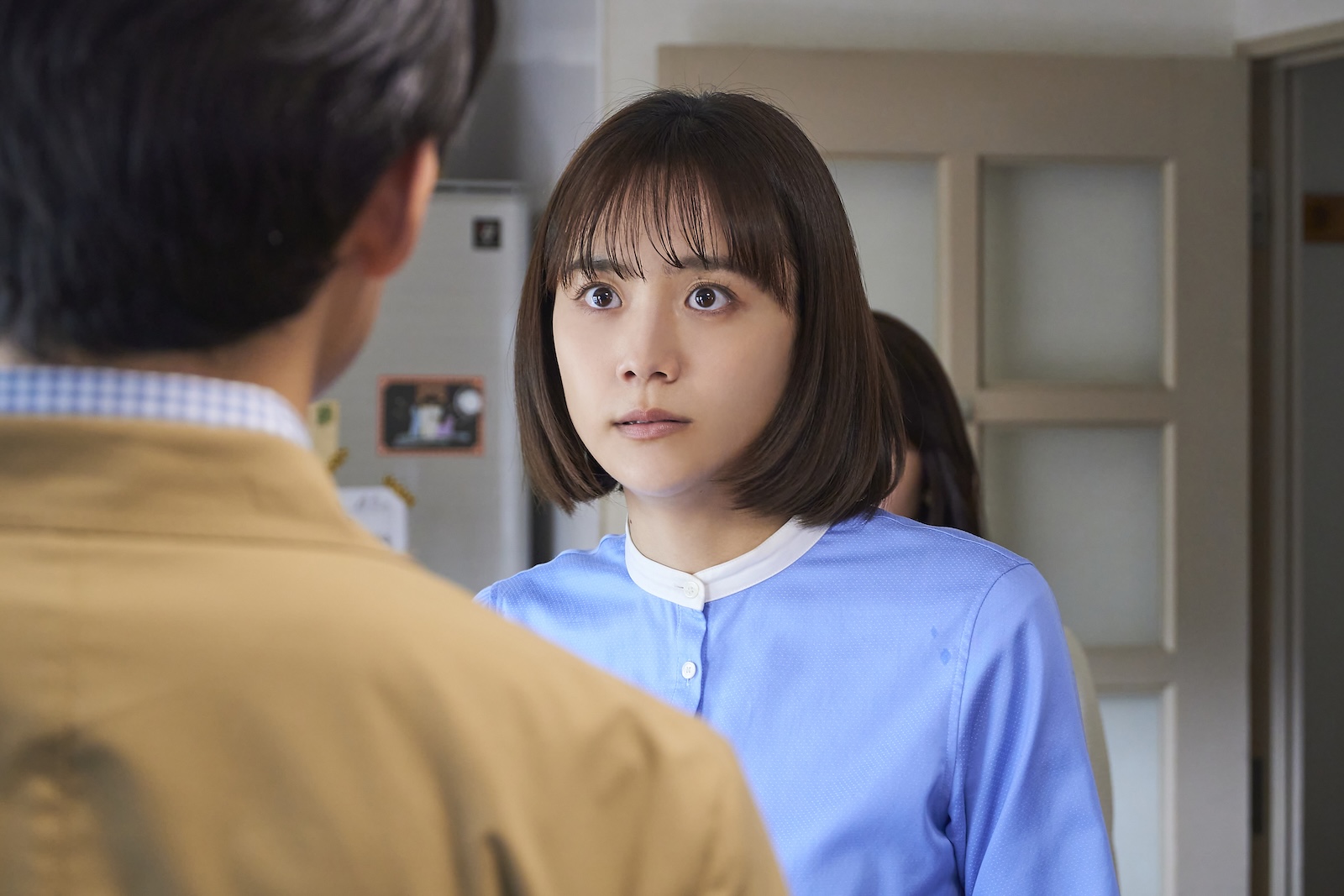 まき（松井愛莉）の写真