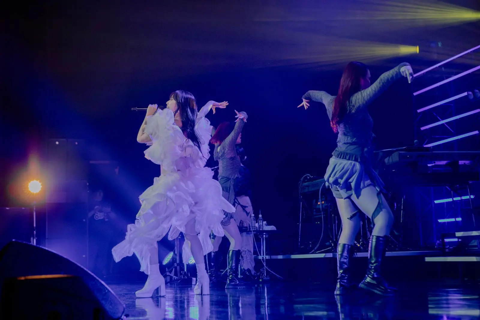 Airi Suzuki (鈴木愛理) - Oops! (Performance Video) : r/jpop