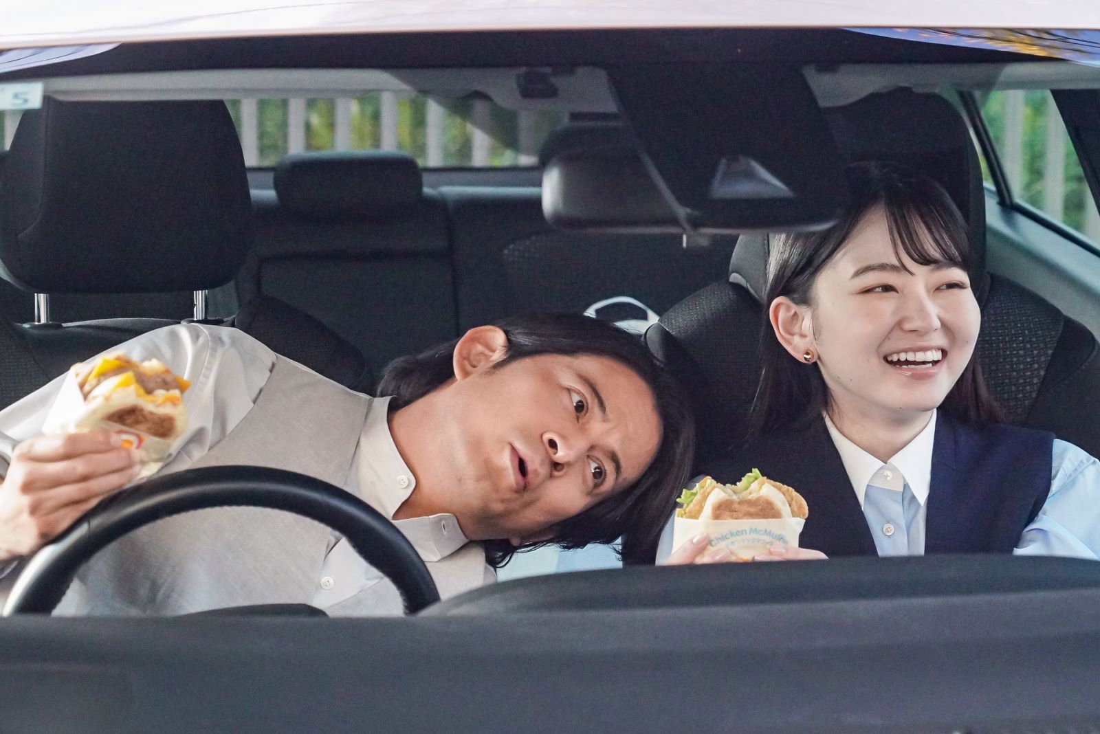 岡田准一、山田杏奈写真