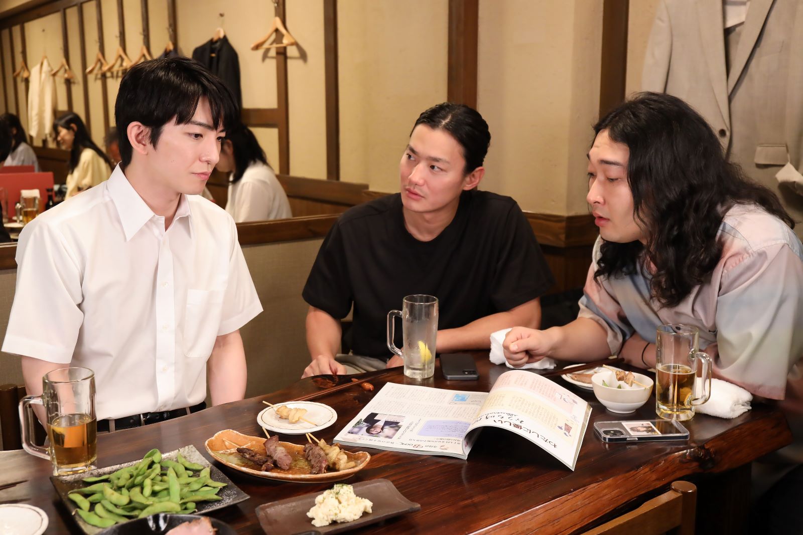 前田公輝・野村周平・賀屋壮也の写真
