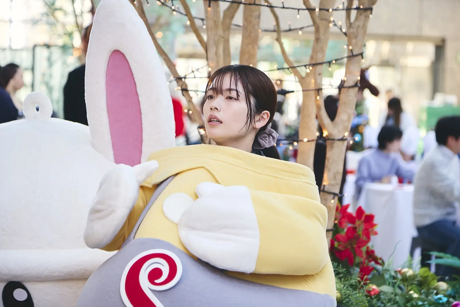 Amazon Original ドラマ『私の夫と結婚して』に出演する小芝風花