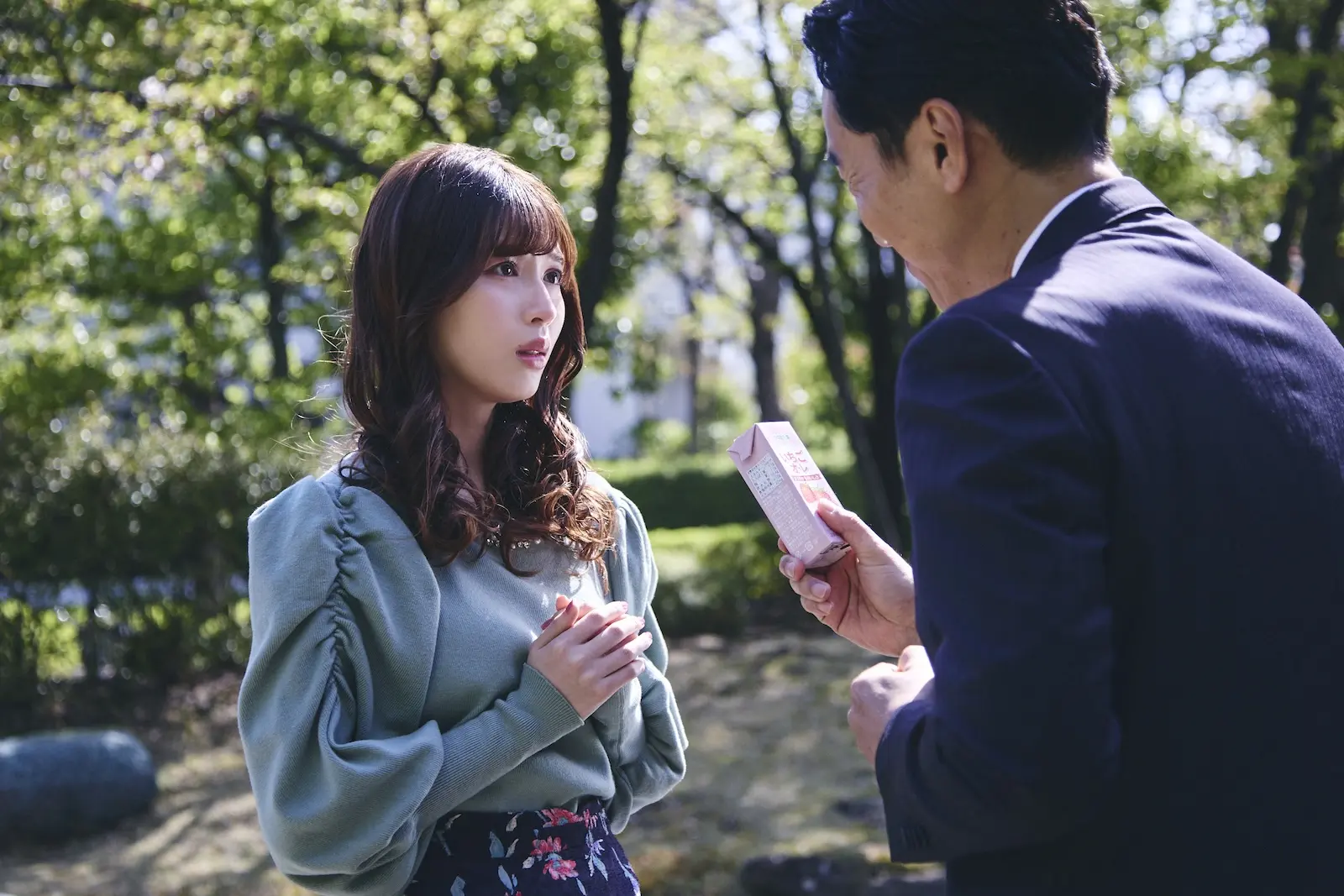 Amazon Original ドラマ『私の夫と結婚して』に出演する白石聖