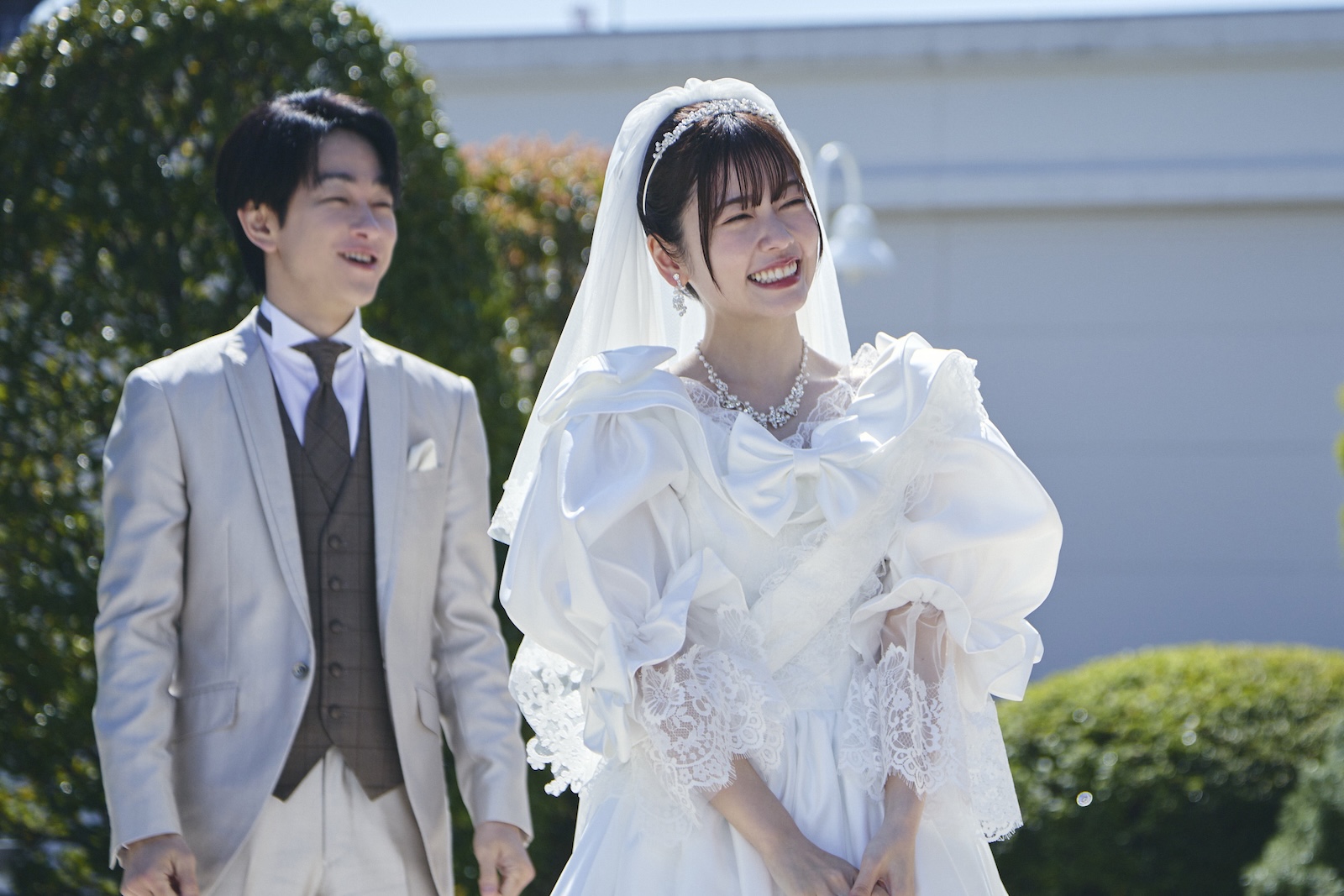 Amazon Original ドラマ『私の夫と結婚して』に出演する小芝風花、横山裕
