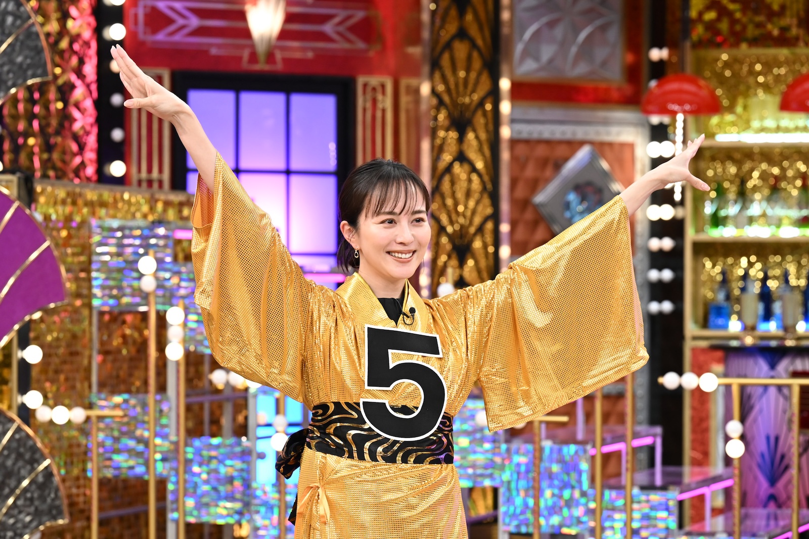 『Golden SixTONES』に出演する比嘉愛未