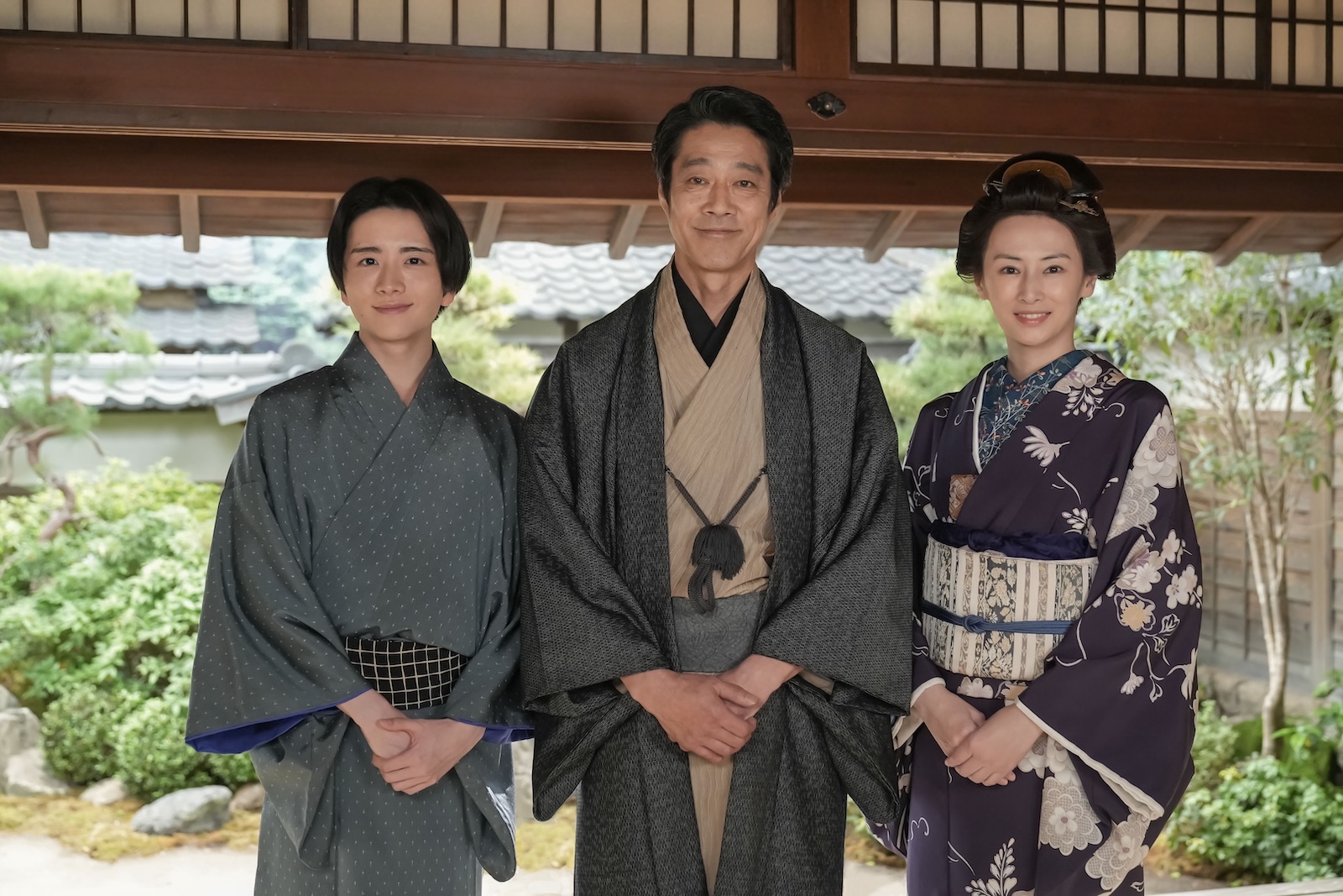 朝ドラ『ばけばけ』に出演する板垣李光人、堤真一、北川景子