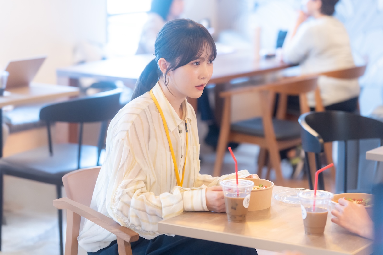 ドラマ『海老だって鯛が釣りたい』に出演する加藤史帆