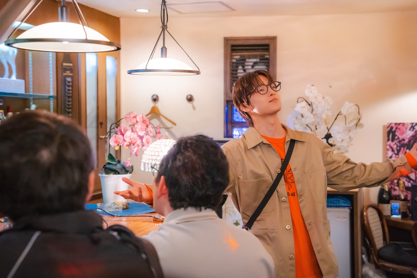 水曜ドラマ『海老だって鯛が釣りたい』に出演したEJ・&TEAM