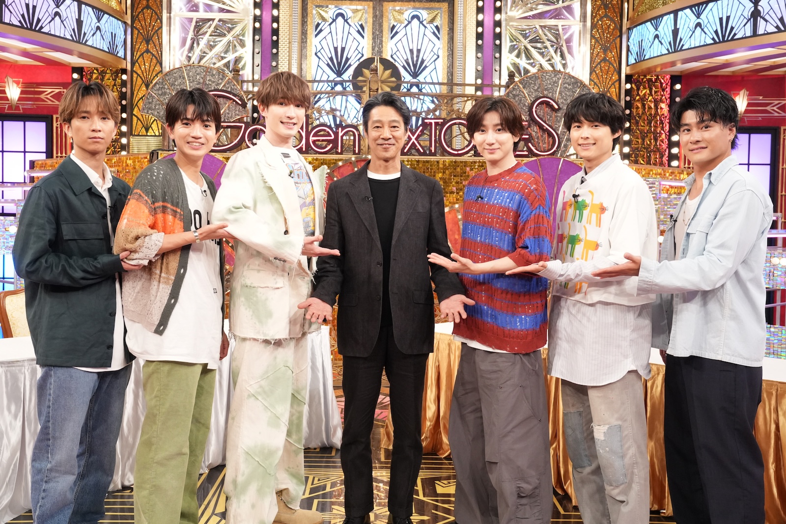 『Golden SixTONES』に出演するSixTONES、堤真一
