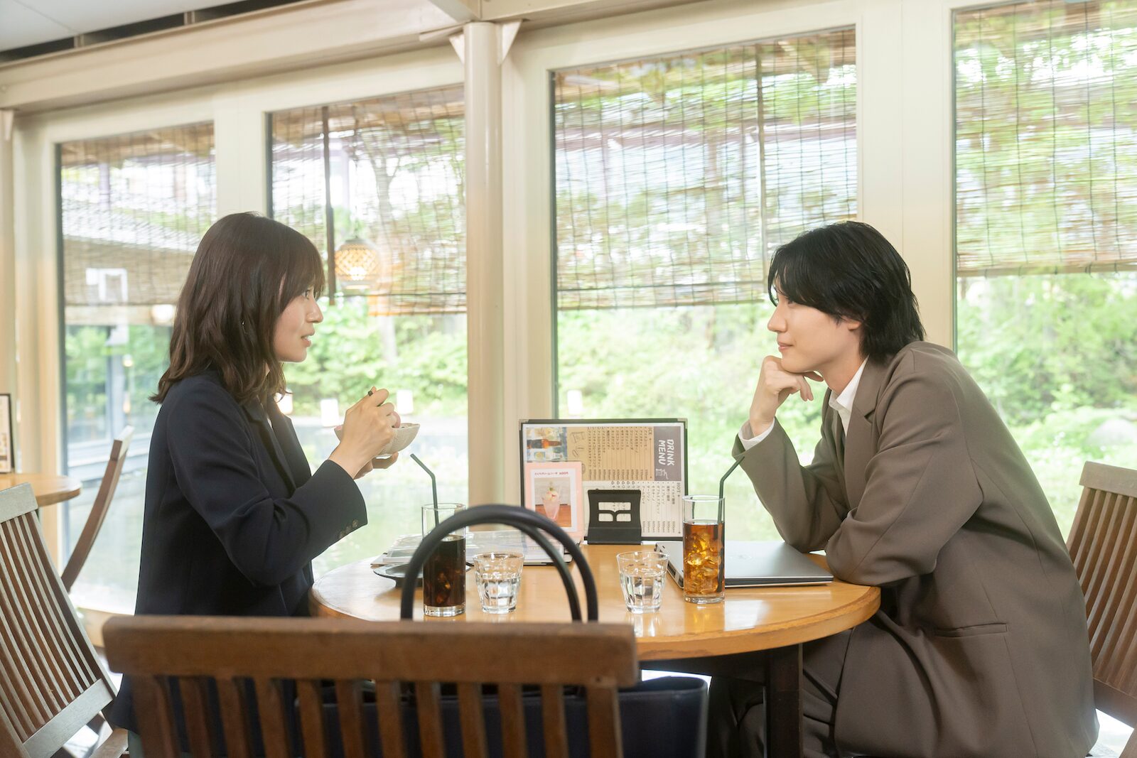 『海老だって鯛が釣りたい』に出演する田辺桃子、桜田通
