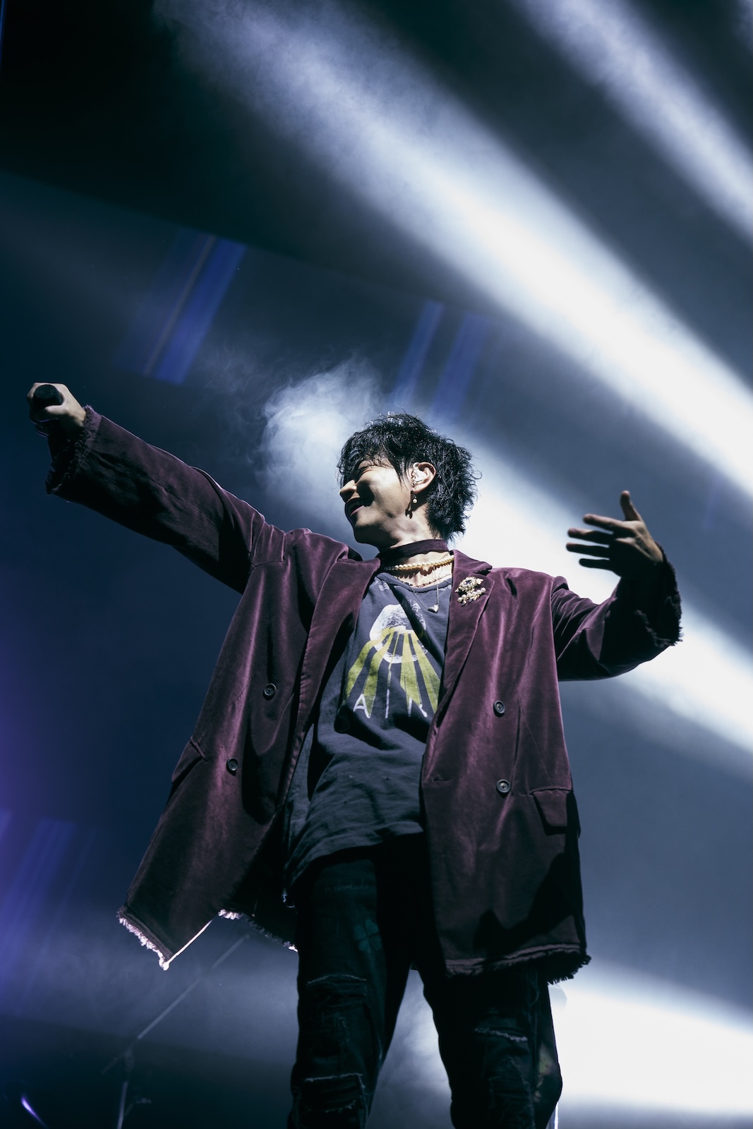 Netflixシリーズ『グラスハート』の世界最速試写会イベントにサプライズ登場した佐藤健