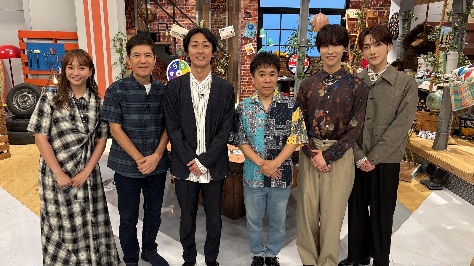 ナインティナインらの写真