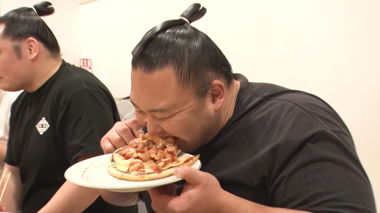 朝乃山の写真